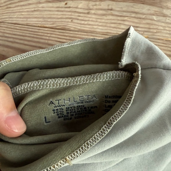 Athleta White Turtleneck with Green Floral Design size L - Picture 2 of 2